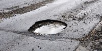 buche alla zona industriale